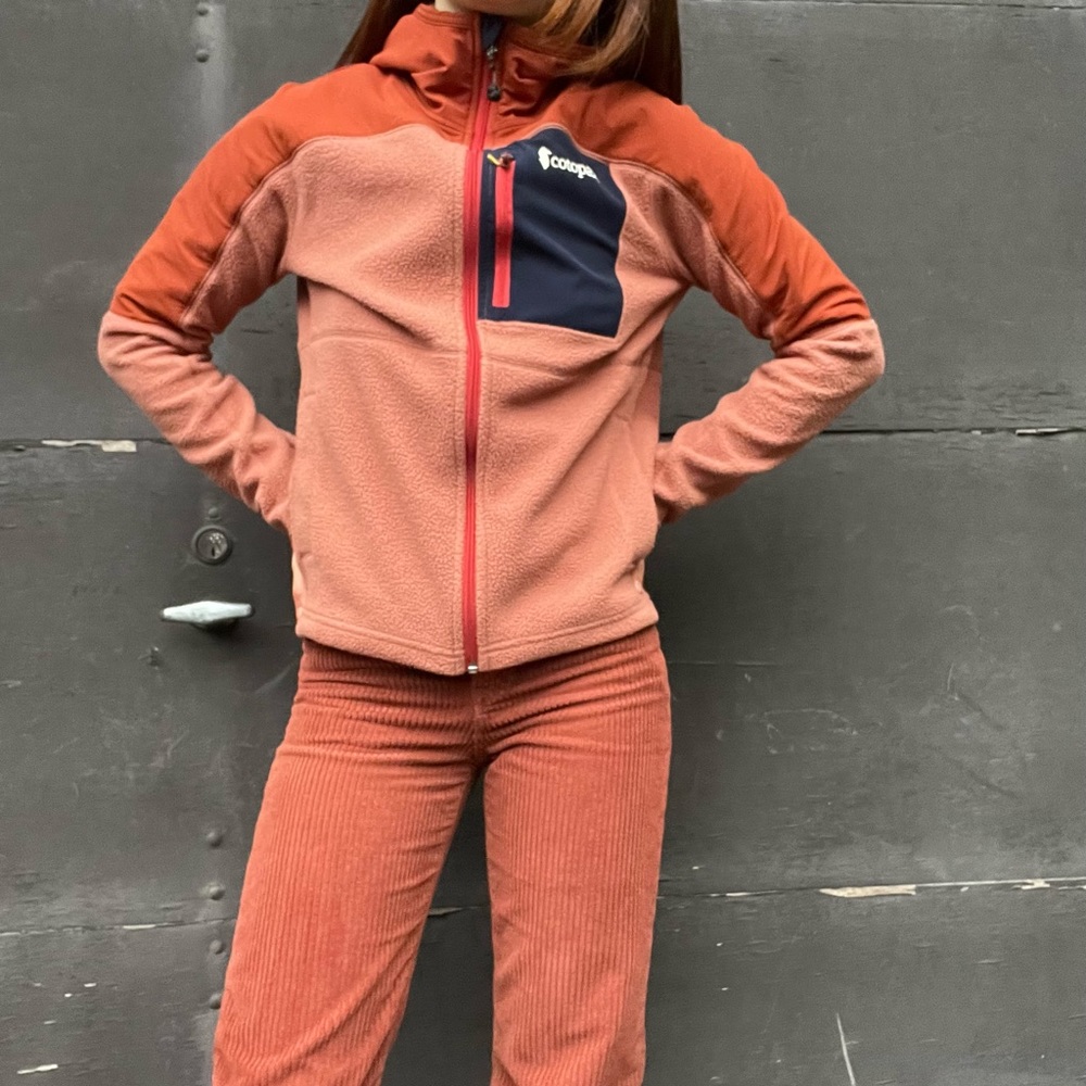 Cotopaxi hooded Abrazo jacket